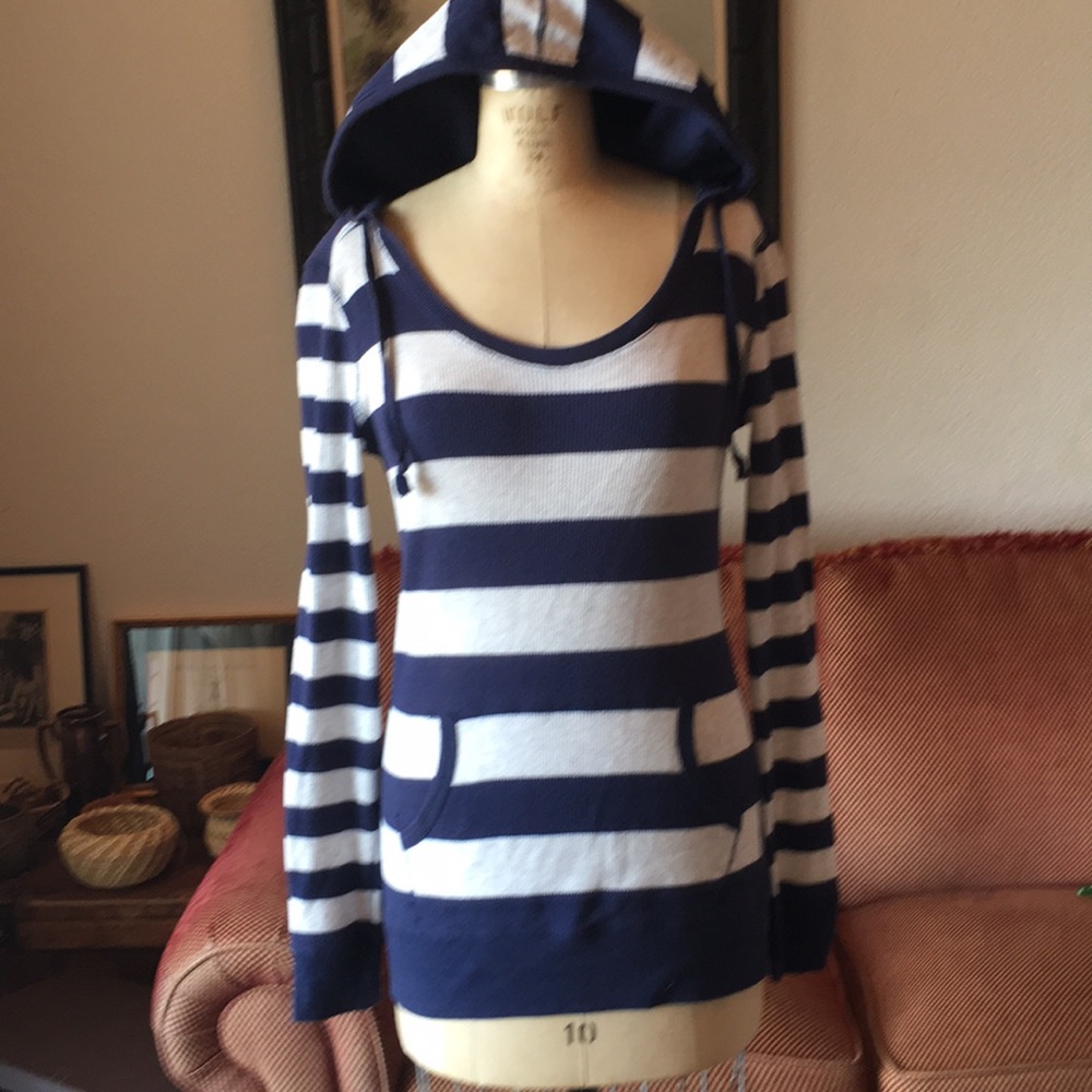 ❤️ 2/$15 3/$20 So hoodie from Anthropologie